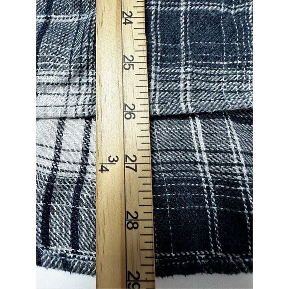 American Eagle Women’s Plaid Flannel Button Down Shirt Navy Blue Size M *Notes - Picture 12 of 14